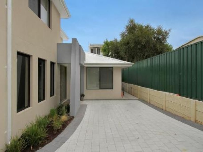 21a Somerton Road, Karrinyup WA 6018