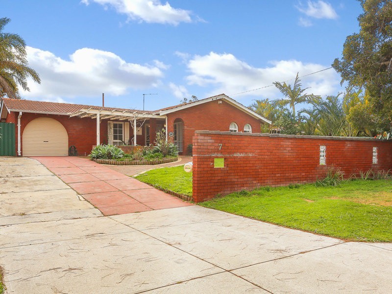 7 Eastwood Way, Hamersley WA 6022