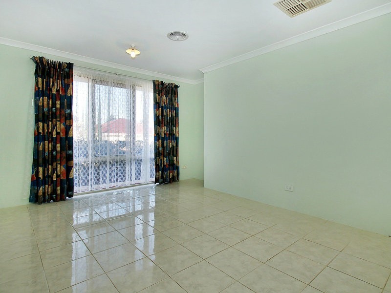 47 Gaby Way, Marangaroo WA 6064