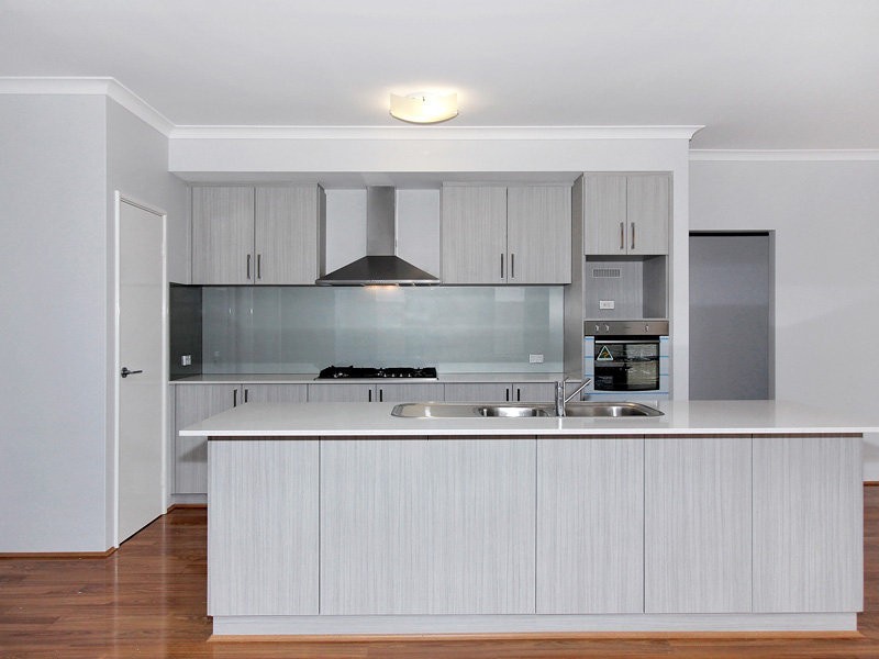 25 Karralea Way, Pearsall WA 6065