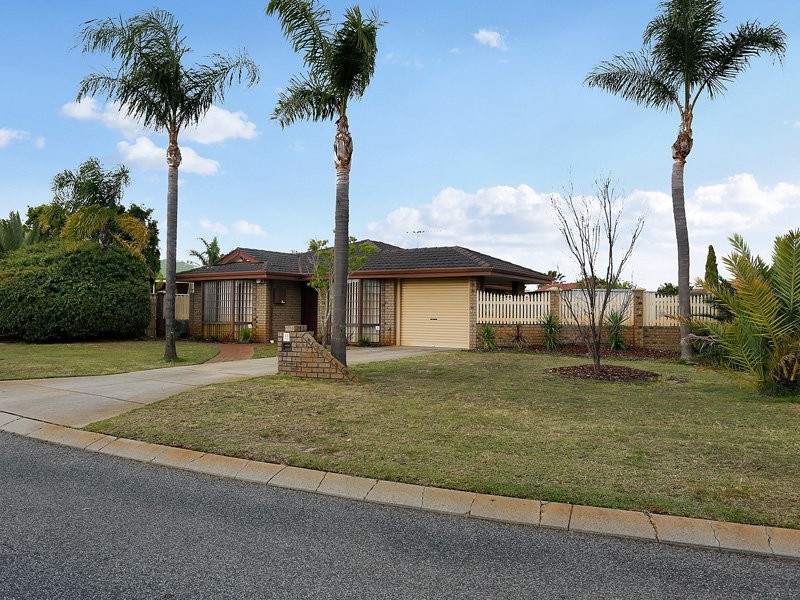 33 Mandilla Parade, Ballajura WA 6066
