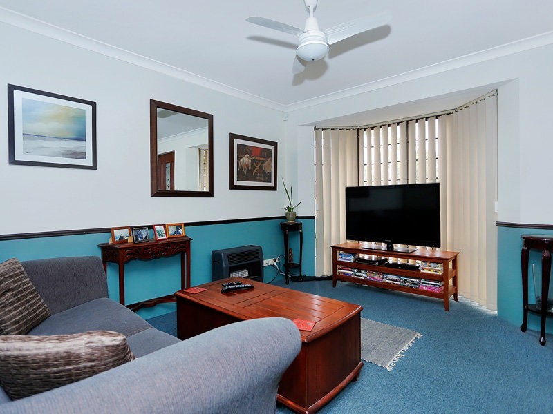 33 Mandilla Parade, Ballajura WA 6066