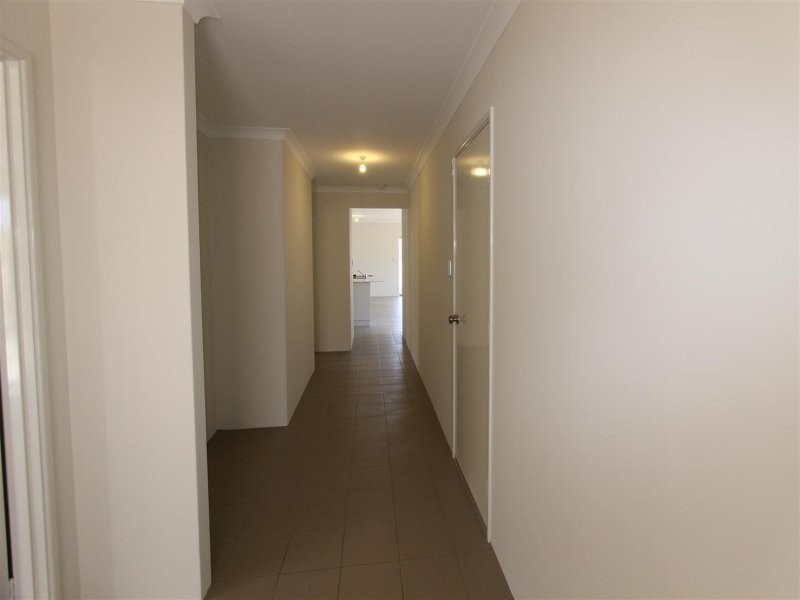 4 Ketch Cove, Ballajura WA 6066