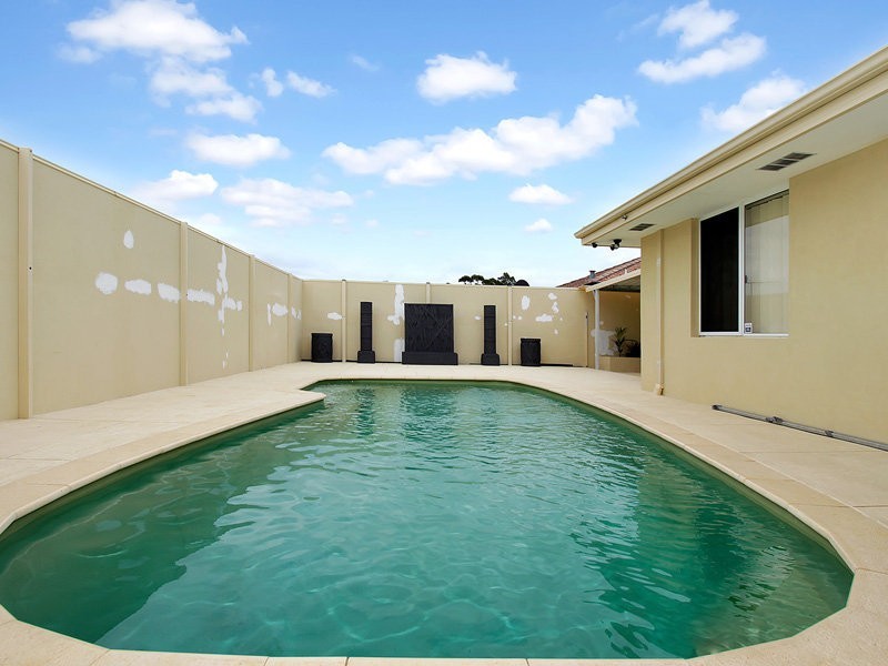 3 Jolly Court, Koondoola WA 6064