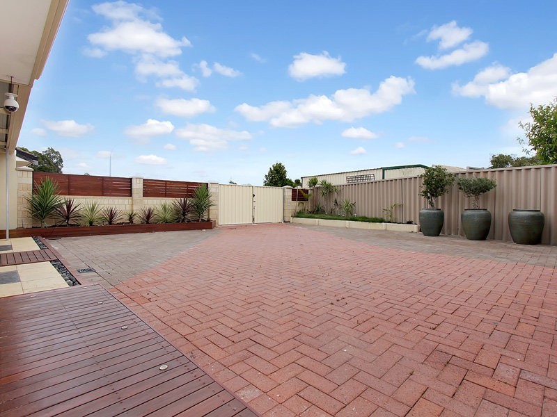 3 Jolly Court, Koondoola WA 6064