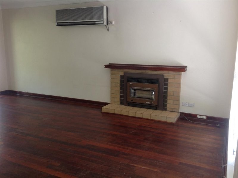 2 Farm Street, Hamersley WA 6022