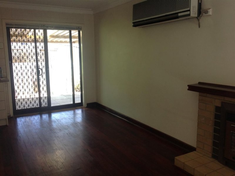 2 Farm Street, Hamersley WA 6022