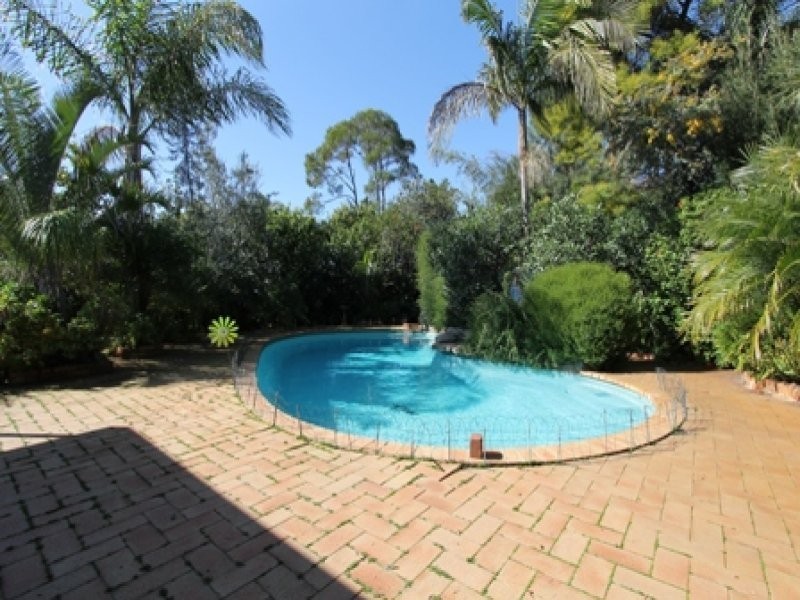 30 Kingfisher Avenue, Ballajura WA 6066