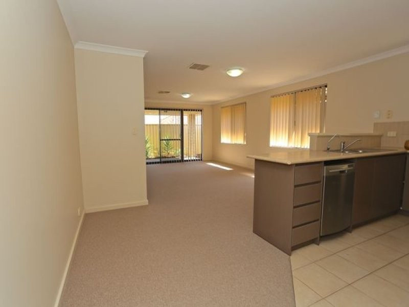 21 Trentham Road, Landsdale WA 6065