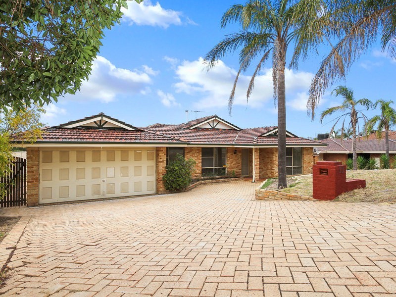13 Clipper Drive, Ballajura WA 6066
