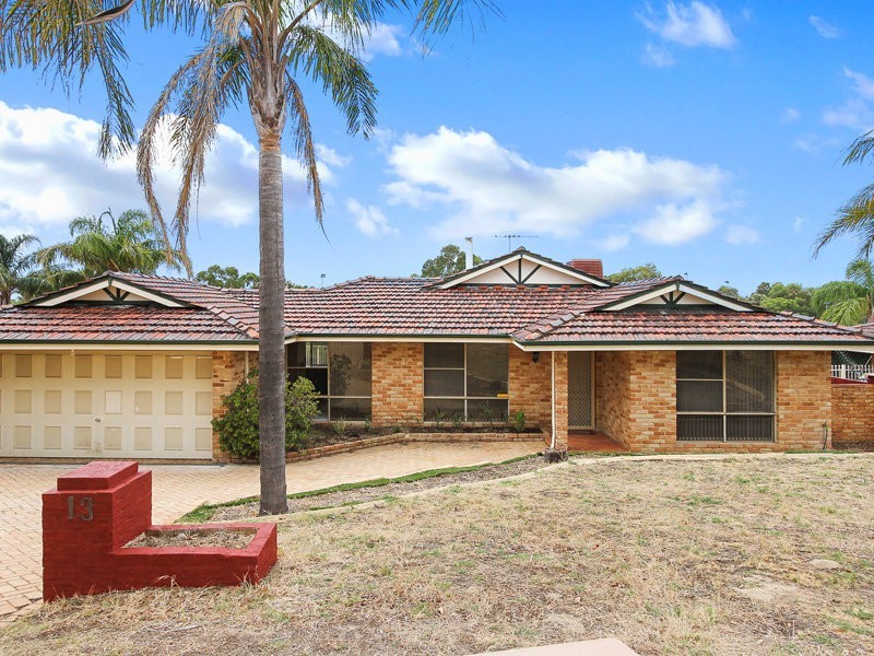 13 Clipper Drive, Ballajura WA 6066