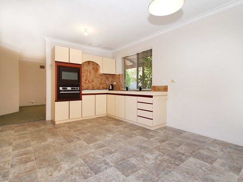 8/88 Woodrow Avenue, Yokine WA 6060