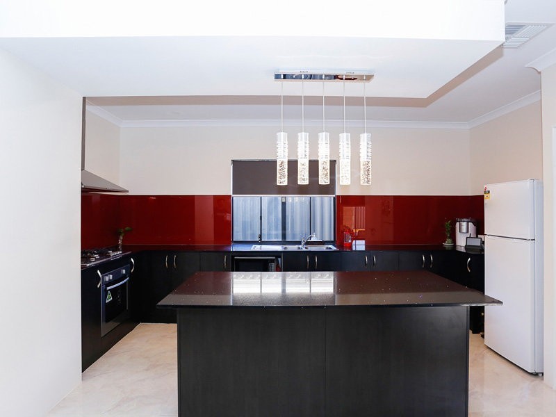 57 Raeside Drive, Landsdale WA 6065