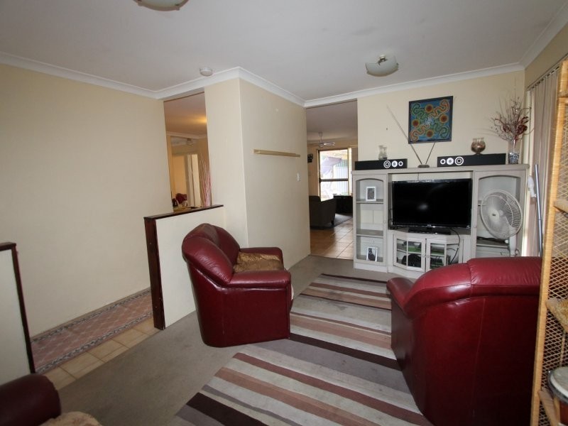 3 Plover Place, Ballajura WA 6066