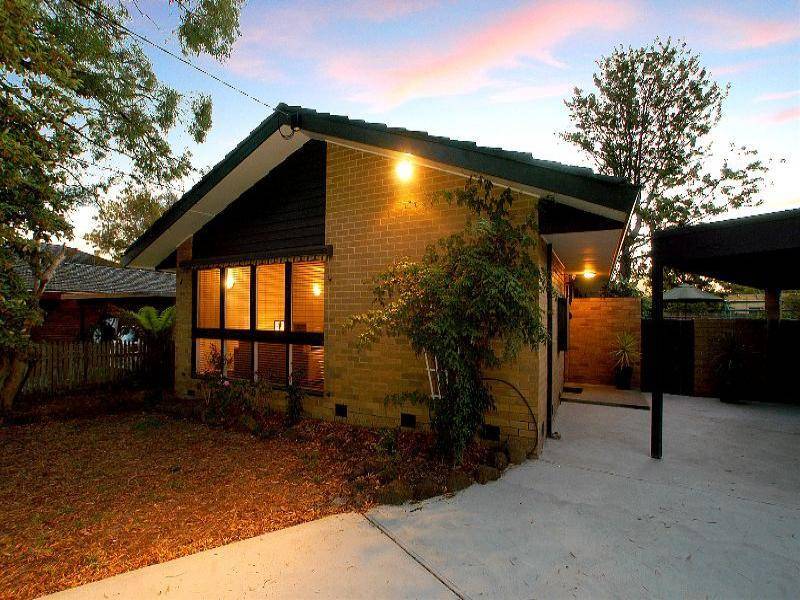 12 Emery Drive, Dingley Village VIC 3172