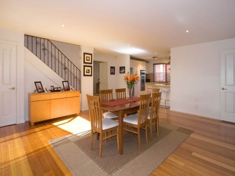 26 Fernhill Drive, Dingley Village VIC 3172