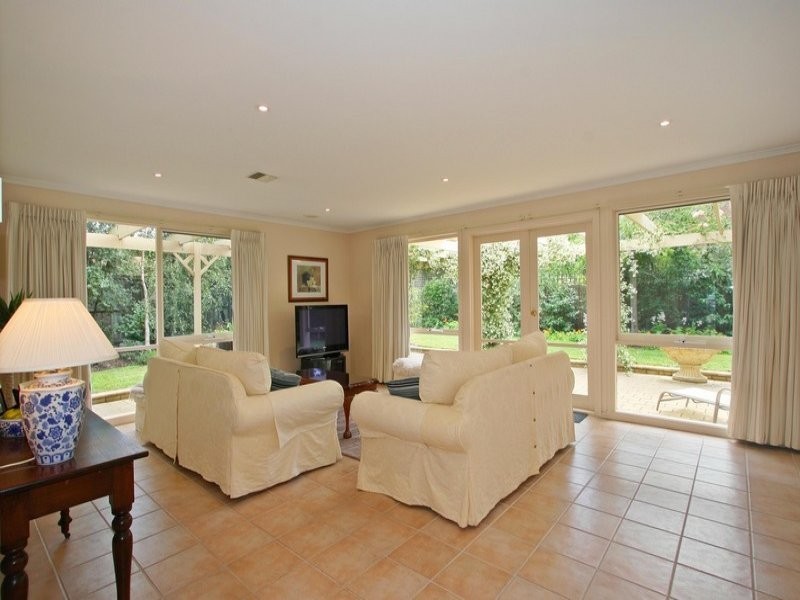 36 Higgins Close, Dingley Village VIC 3172