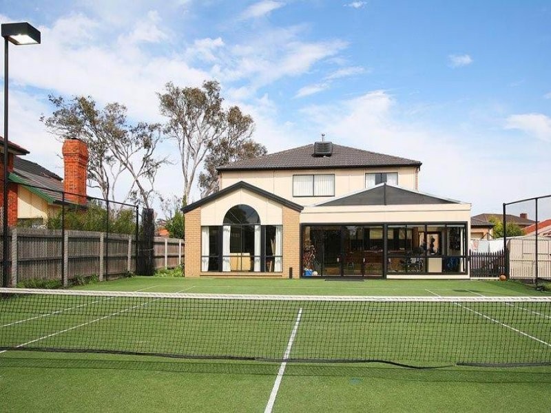 3 Caruana Drive, Dingley Village VIC 3172