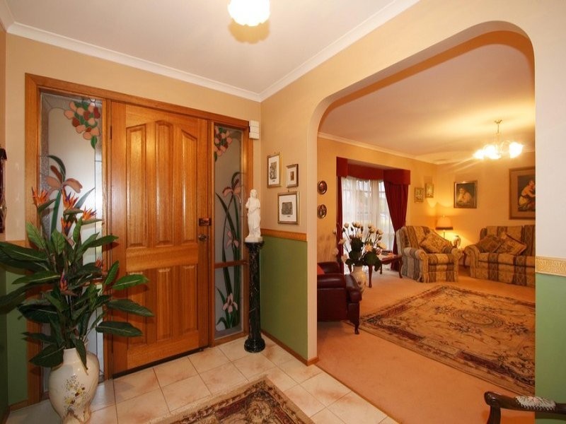 15 Denahy Court, Aspendale Gardens VIC 3195