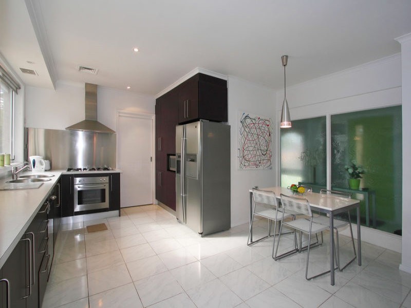 47 Rhoda Street, Dingley Village VIC 3172