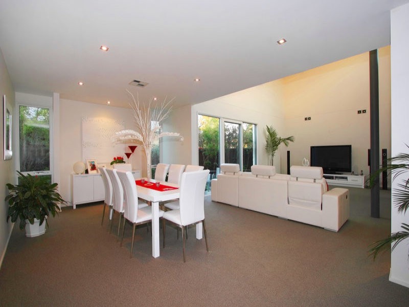 21 The Waterways Boulevard, Waterways VIC 3195