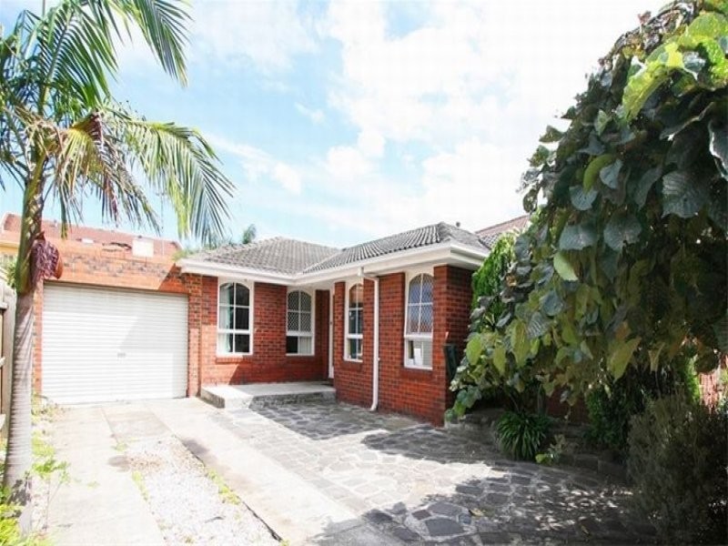 42 Village Drive, Dingley Village VIC 3172