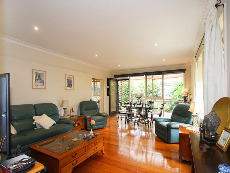 26 Shelford Grove, Dingley Village VIC 3172