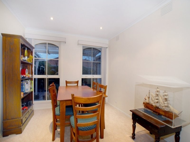 12 Glenelg Court, Dingley Village VIC 3172