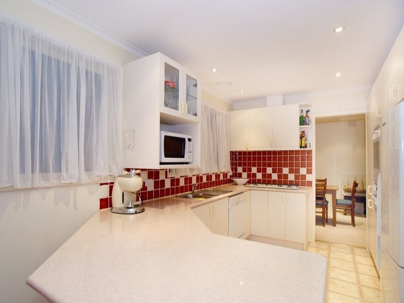 12 Glenelg Court, Dingley Village VIC 3172