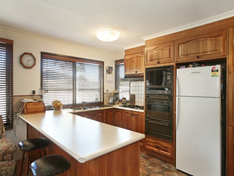 5 Rudolf Court, Dingley Village VIC 3172