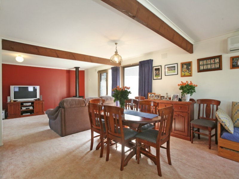 5 Rudolf Court, Dingley Village VIC 3172