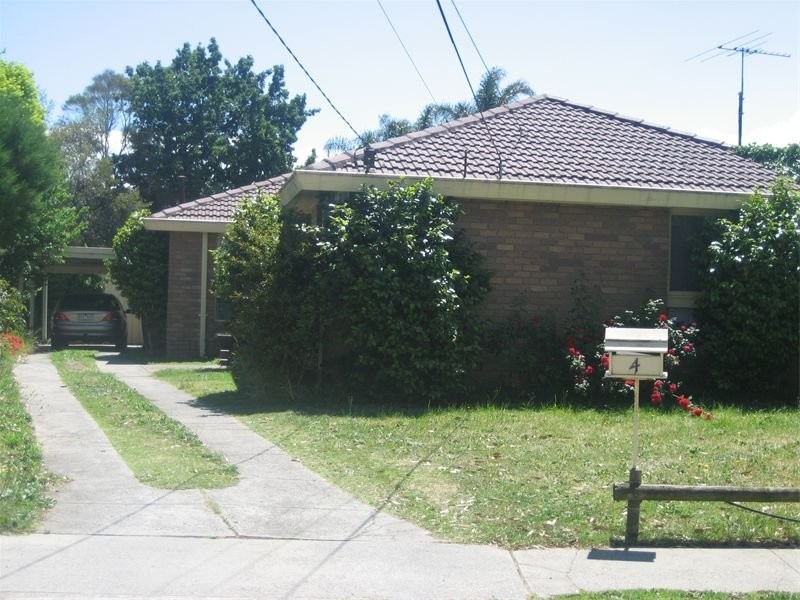 4 Pickworth Drive, Dingley Village VIC 3172