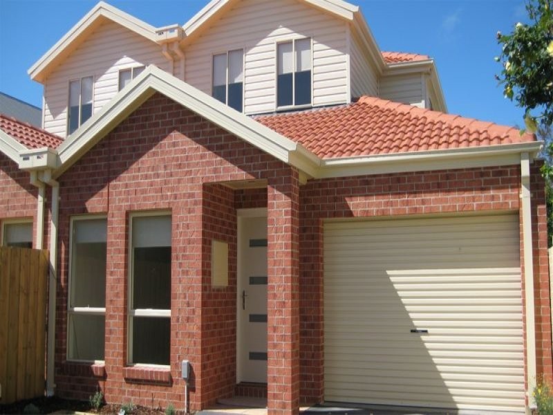 10 Sinclair Street, Cheltenham VIC 3192