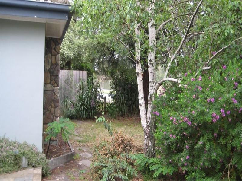 4 Forest Park Road, Dingley Village VIC 3172