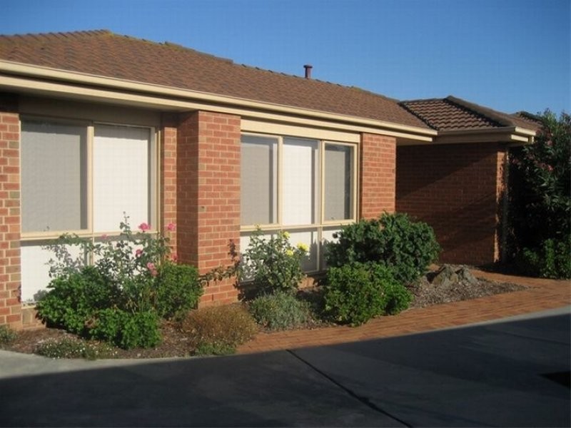 15 Shoal Court, Dingley Village VIC 3172