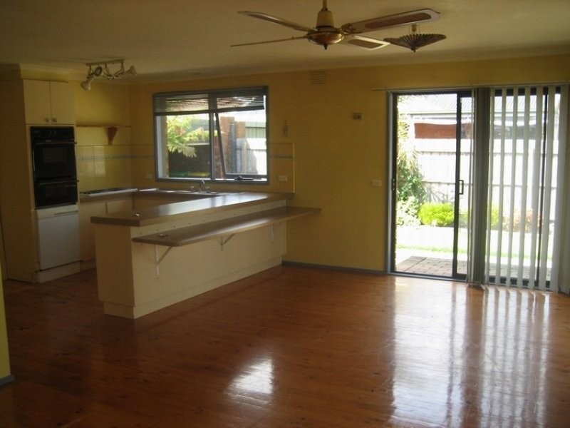 4 McArdle Street, Dingley Village VIC 3172