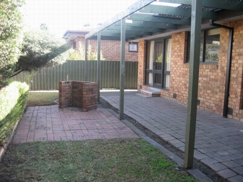 17 Sandleford Place, Dingley Village VIC 3172