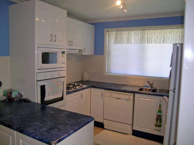 15 Finch Place, Bateau Bay NSW 2261