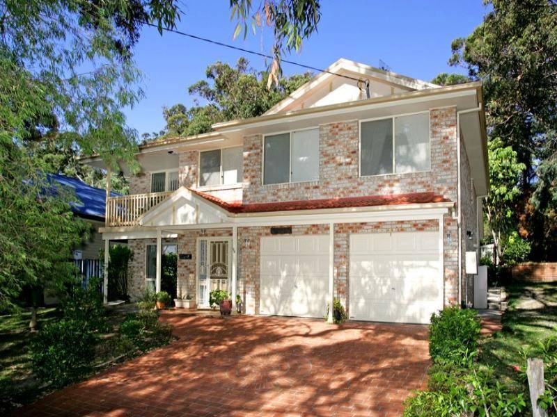 98 Lakin Street, Bateau Bay NSW 2261