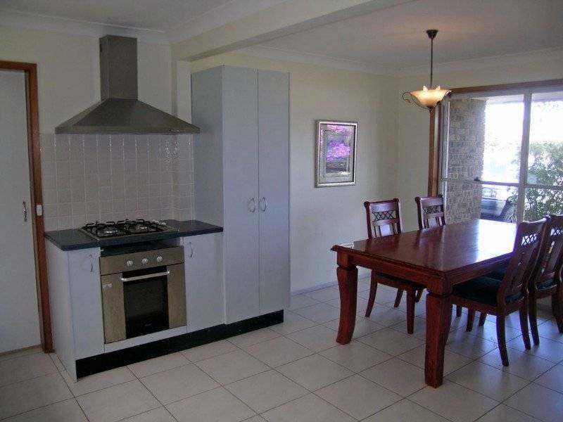 41 Belford Avenue, Bateau Bay NSW 2261