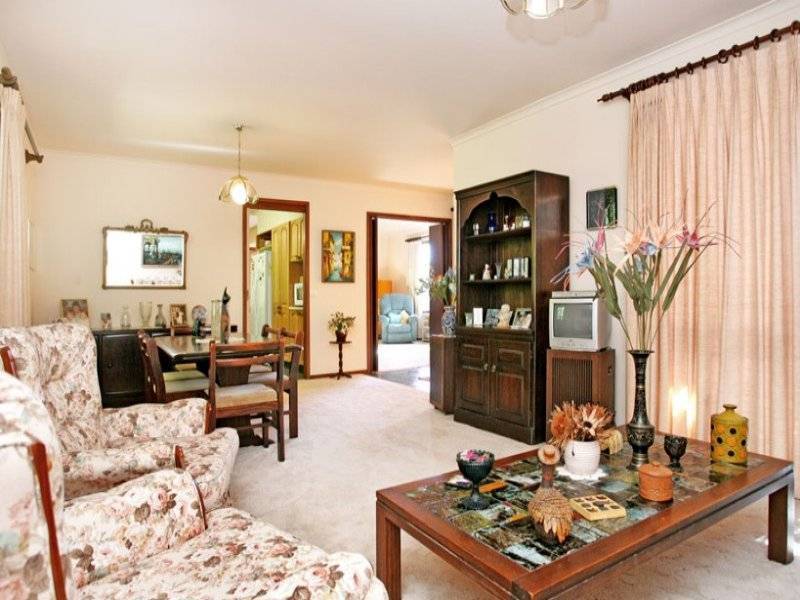 31 Shakespeare Avenue, Bateau Bay NSW 2261