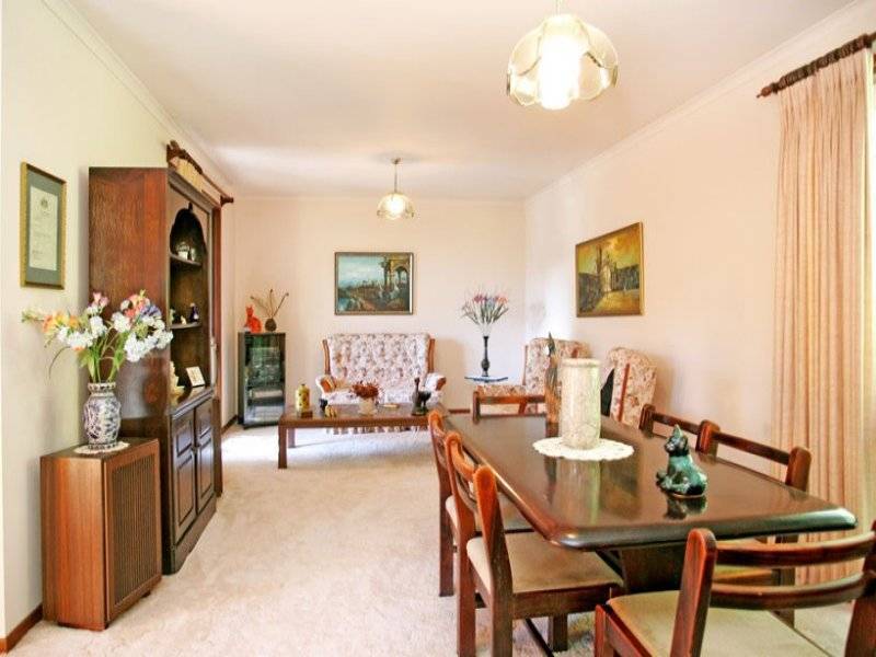 31 Shakespeare Avenue, Bateau Bay NSW 2261