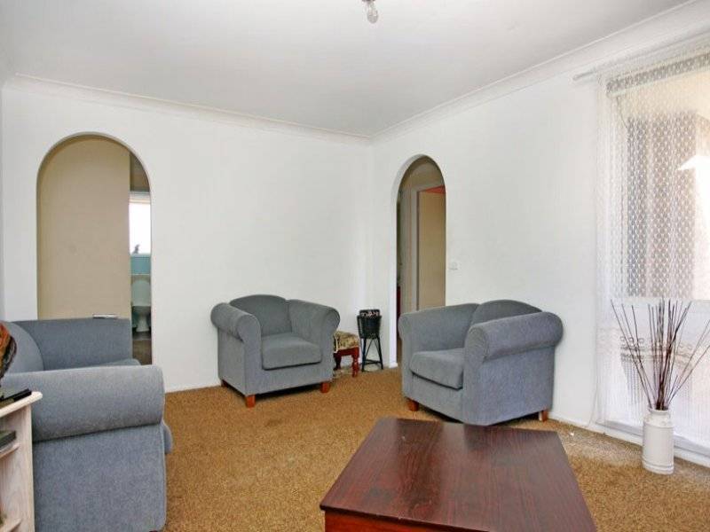 29 Sierra Avenue, Bateau Bay NSW 2261