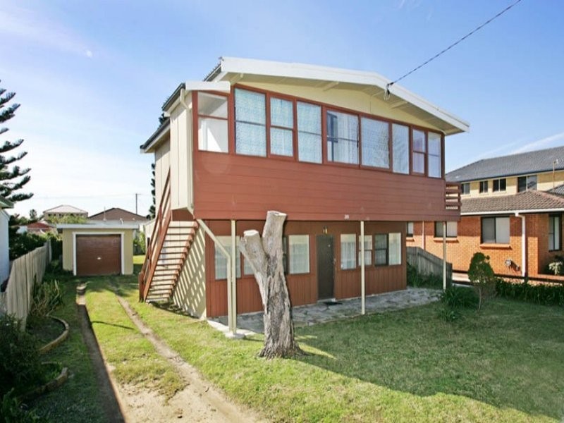 20 Stewart Street, The Entrance North NSW 2261