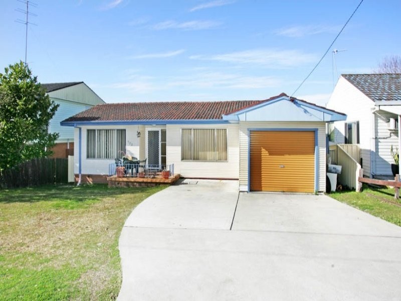 522 The Entrance Road, Bateau Bay NSW 2261