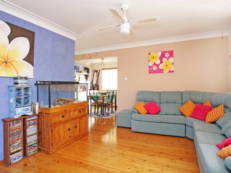 522 The Entrance Road, Bateau Bay NSW 2261