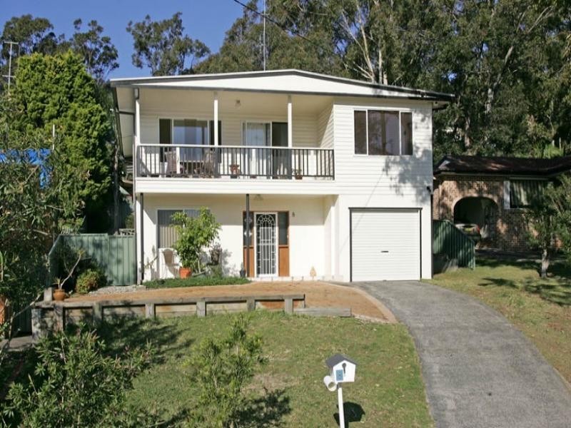 8 Berne Street, Bateau Bay NSW 2261