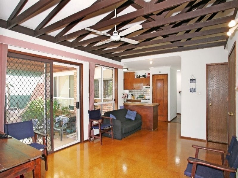 34 Belford Avenue, Bateau Bay NSW 2261