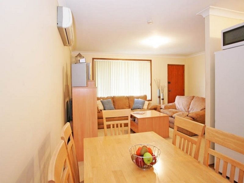 73 Premier Way, Bateau Bay NSW 2261