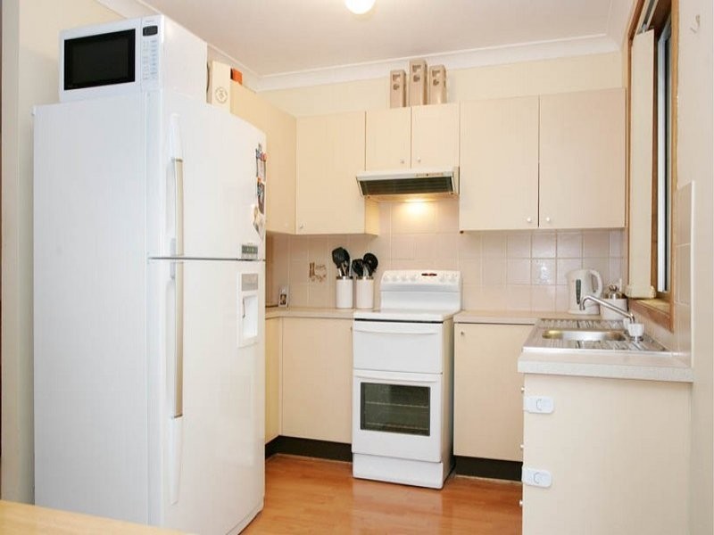 73 Premier Way, Bateau Bay NSW 2261